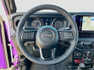 2026 Jeep Gladiator - Photo 11