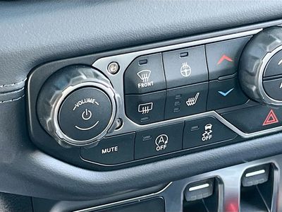 2026 Jeep Wrangler - Photo 20