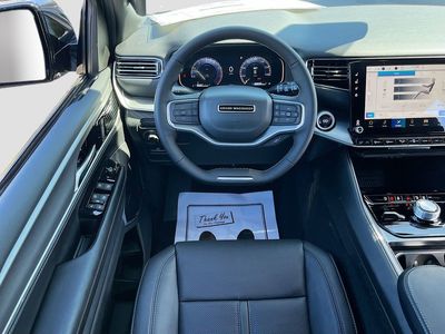 2026 Jeep Grand Wagoneer - Photo 24
