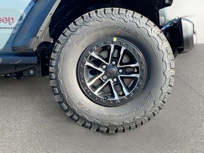 2026 Jeep Wrangler — photo 28 view