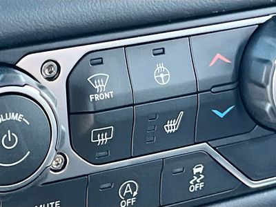 2026 Jeep Wrangler — photo 19 view