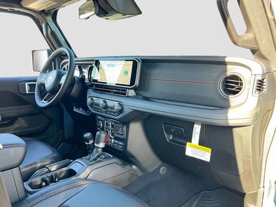 2026 Jeep Wrangler — photo 27 view