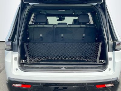 2026 Jeep Grand Wagoneer - Photo 27