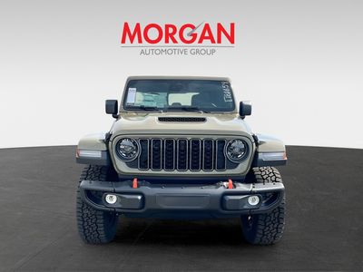 2026 Jeep Gladiator - Photo 2