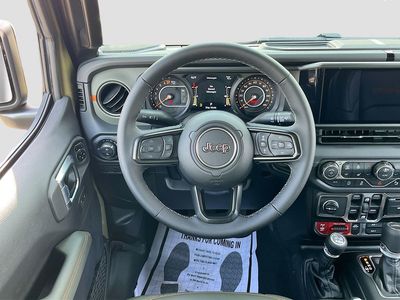 2026 Jeep Gladiator - Photo 20