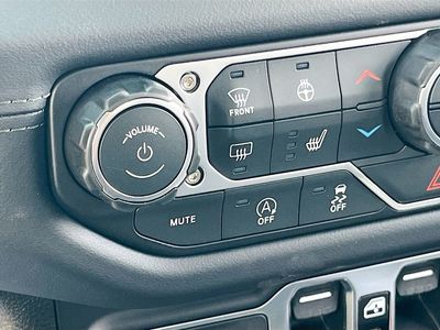 2026 Jeep Gladiator - Photo 20