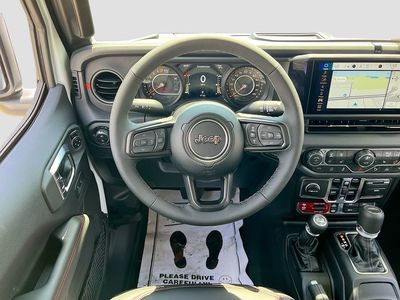 2026 Jeep Gladiator - Photo 22
