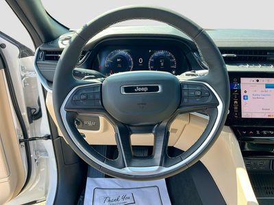 2026 Jeep Grand Cherokee — photo 11 view