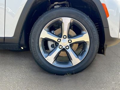 2026 Jeep Grand Cherokee — photo 31 view