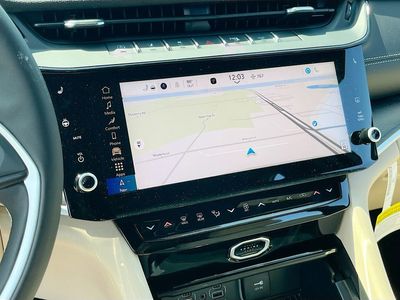 2026 Jeep Grand Cherokee — photo 13 view