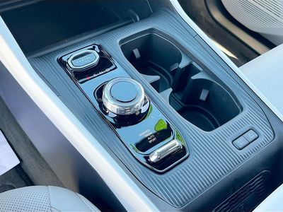 2026 Jeep Cherokee - Photo 16