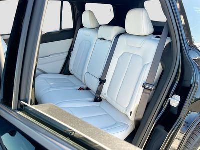 2026 Jeep Cherokee - Photo 23