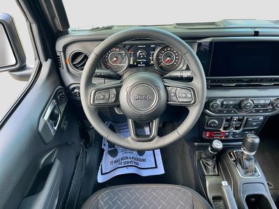 2026 Jeep Gladiator - Photo 20
