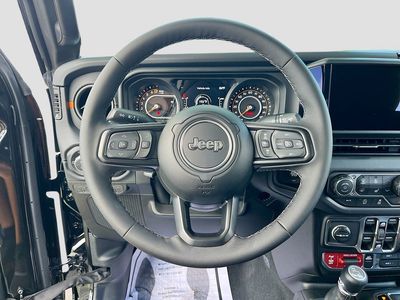 2026 Jeep Gladiator - Photo 11