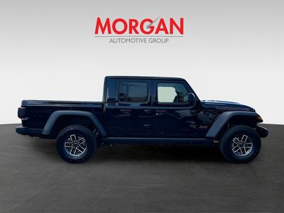 2026 Jeep Gladiator - Photo 8