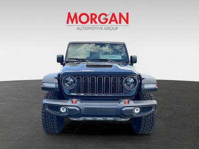 2026 Jeep Gladiator - Photo 2