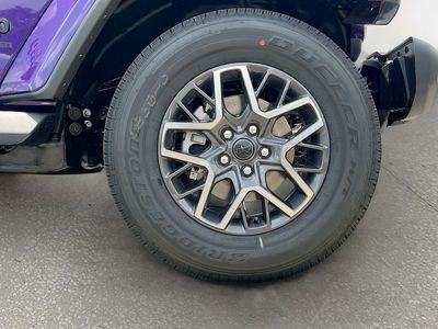 2026 Jeep Wrangler - Photo 27
