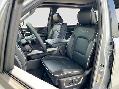 2026 Ram 1500 — photo 17 view