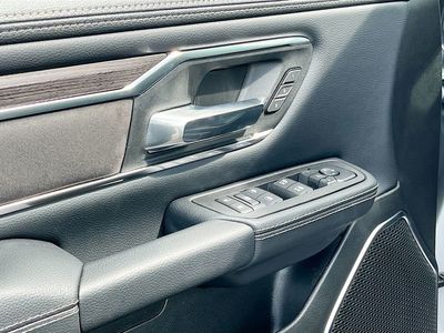 2026 Ram 1500 — photo 15 view