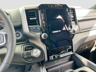 2026 Ram 1500 — photo 13 view