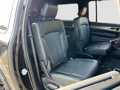 2026 Jeep Grand Wagoneer L - Photo 30