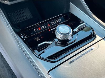 2026 Jeep Grand Wagoneer L - Photo 17