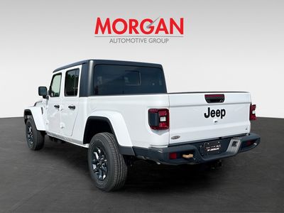 2026 Jeep Gladiator - Photo 5