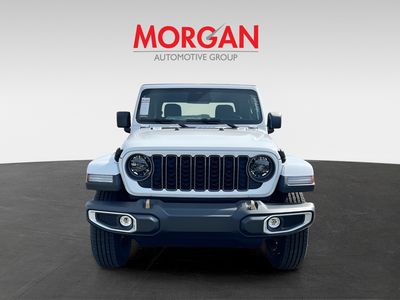 2026 Jeep Gladiator - Photo 2
