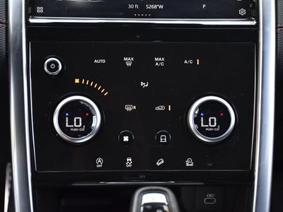 2023 Land Rover Discovery Sport - Photo 13