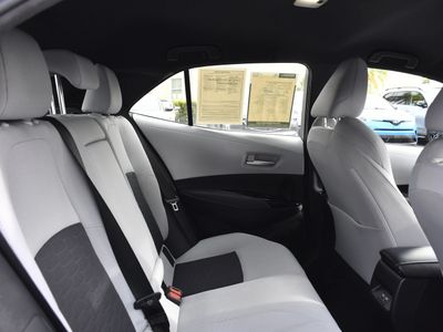 2023 Toyota Corolla Hatchback - Photo 25