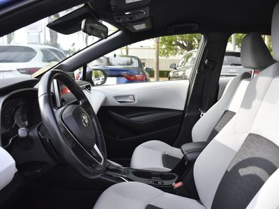 2023 Toyota Corolla Hatchback - Photo 20