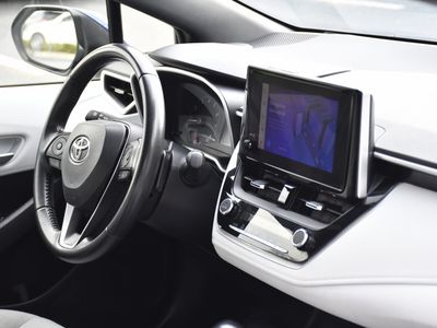 2023 Toyota Corolla Hatchback - Photo 28