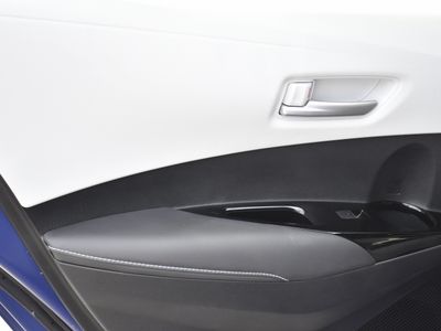 2023 Toyota Corolla Hatchback - Photo 24