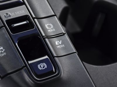 2023 Toyota Crown - Photo 13
