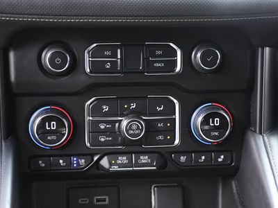 2021 Chevrolet Tahoe - Photo 13
