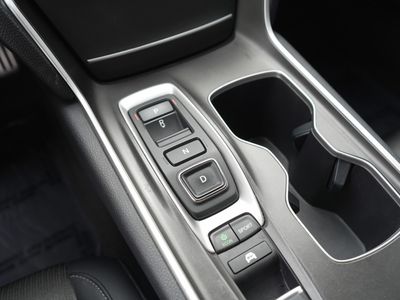 2022 Honda Accord Hybrid - Photo 14