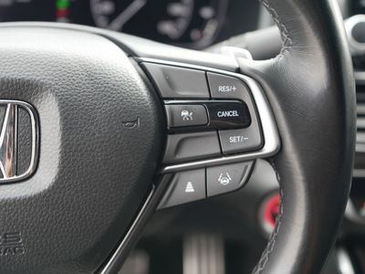 2022 Honda Accord Hybrid - Photo 9