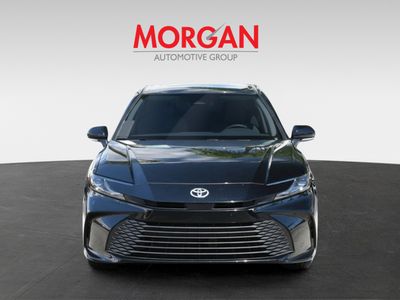 2025 Toyota Camry - Photo 2