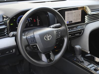 2025 Toyota Camry - Photo 22