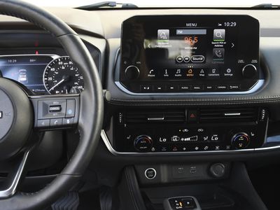 2023 Nissan Rogue - Photo 11