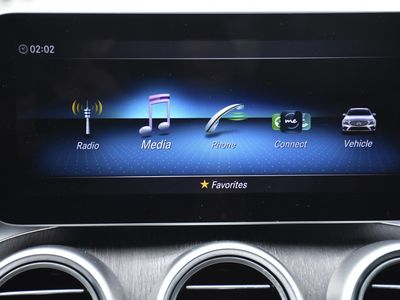 2020 Mercedes-Benz C-Class - Photo 16