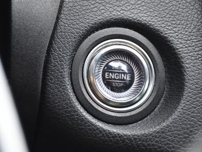 2020 Mercedes-Benz C-Class - Photo 18