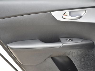 2024 Kia Forte - Photo 22