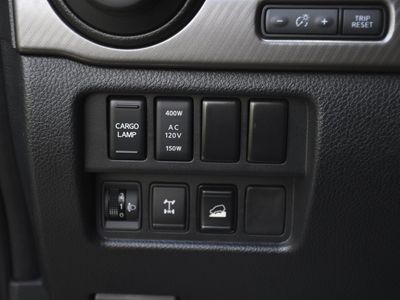 2024 Nissan Titan - Photo 21