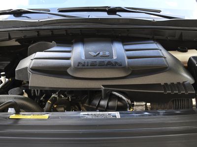 2024 Nissan Titan - Photo 35