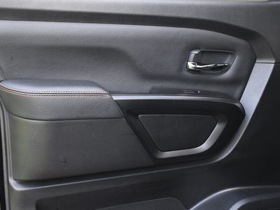 2024 Nissan Titan - Photo 27