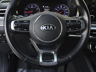 2021 Kia K5 - Photo 7