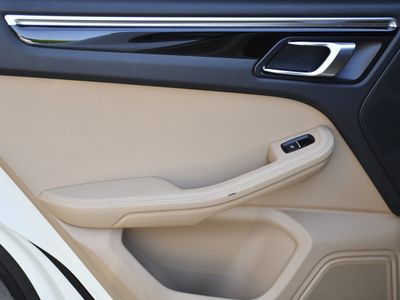 2019 Porsche Macan - Photo 25