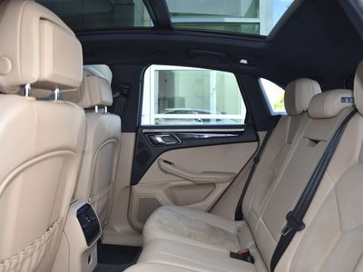 2019 Porsche Macan - Photo 24