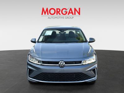 2025 Volkswagen Jetta - Photo 2